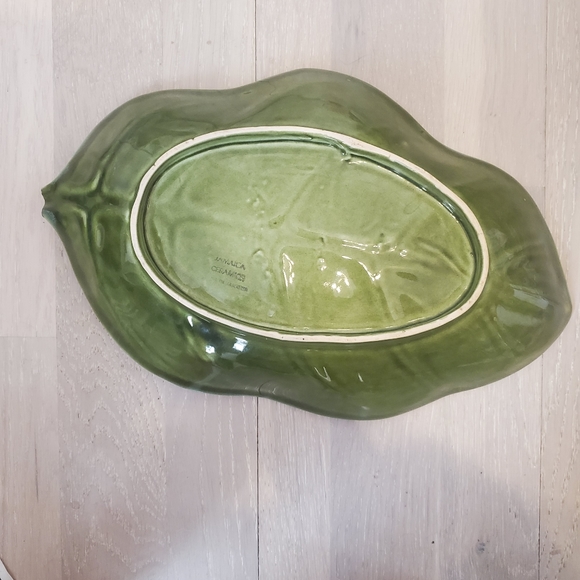 Green Leaf Serving Plate - Picture 2 of 6